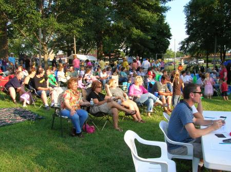 Fairfax fair crowd