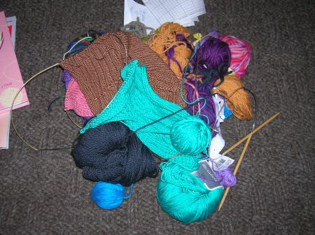 knitting bag contents